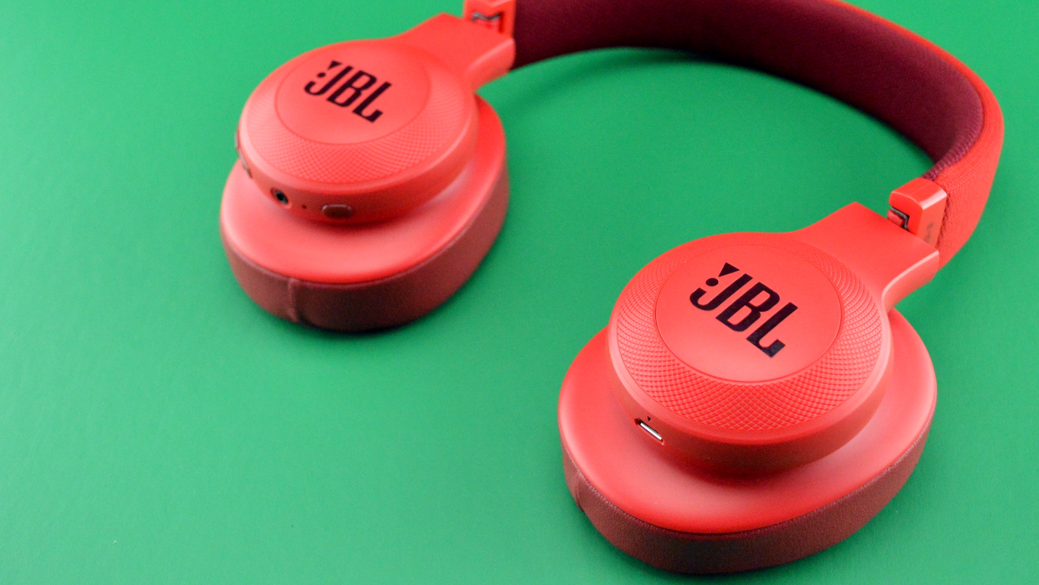 JBL E55BT Wireless Headphones Review Headphone Review