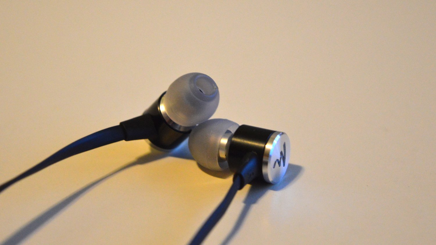 Focal Spark In-Ear Kopfhörer silber *Bluetooth wireless*neu* 