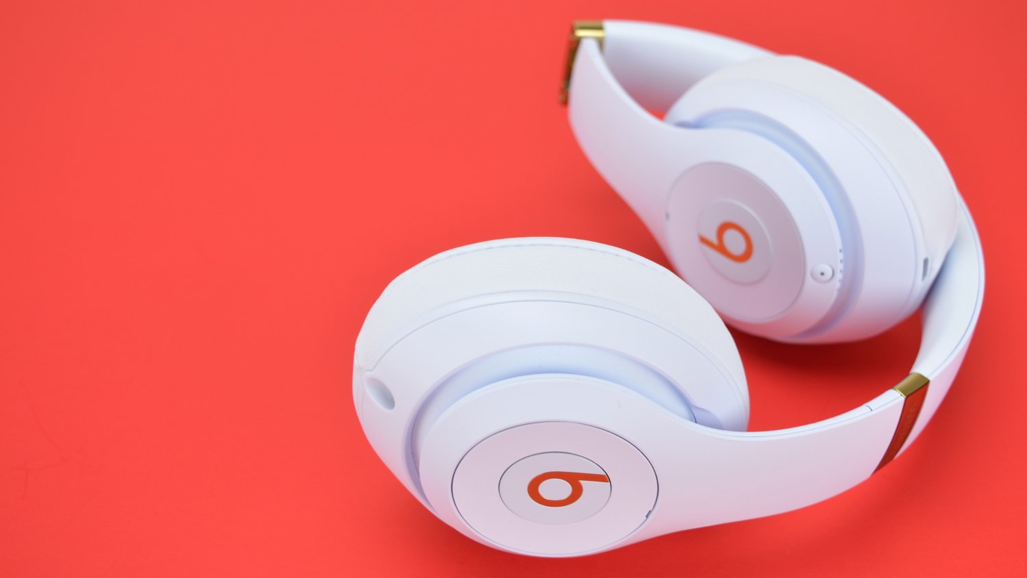 Beats Studio 3 Wireless Headphones Review - Headphone Review