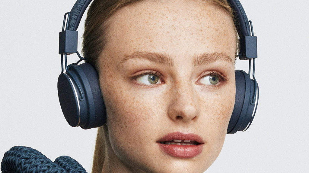 These Are The Headphones Celebrities Wear Headphone Review