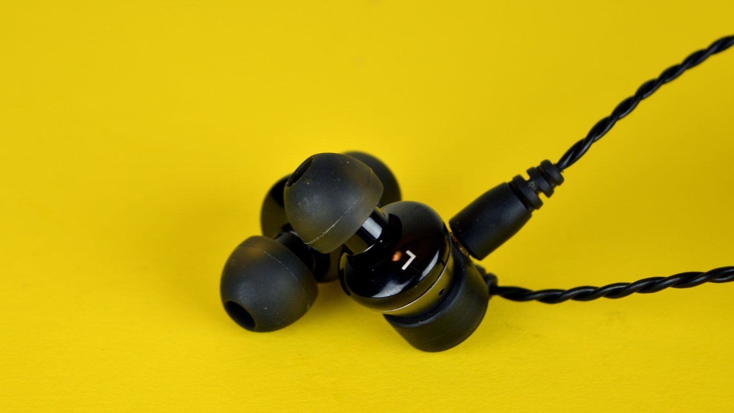 Creative Aurvana Trio Earbuds