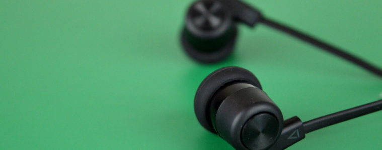Creative Outlier One Black Bt Sports