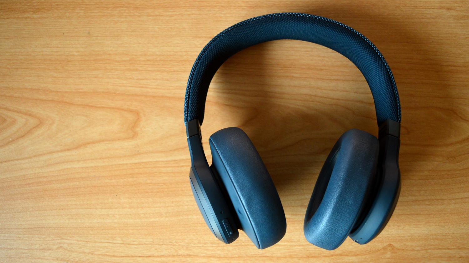 Grader celsius faktor diktator JBL Live 650BTNC over-ear wireless headphones review - Headphone Review
