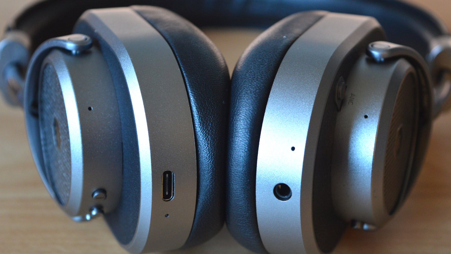 master & dynamic mw65 review