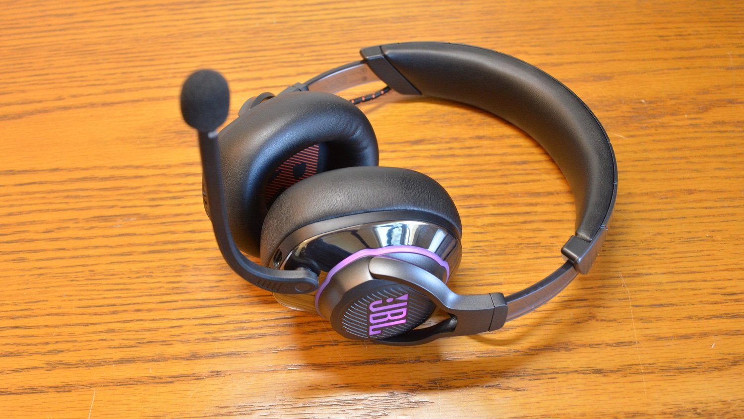 JBL Quantum 800 Review - Not The Quantum Leap We Were Hoping For - Stuff  South Africa